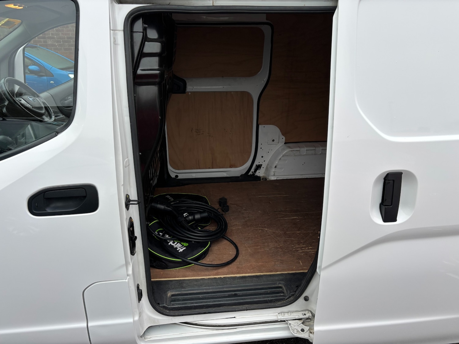 Used Nissan e-NV200 2015 for sale - 77364031: Photo 11