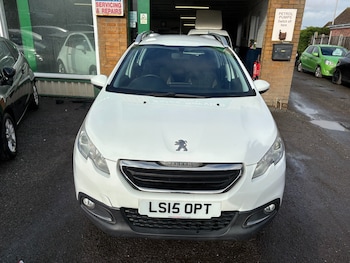 Used Peugeot 2008 2015 for sale - 77476064: Photo