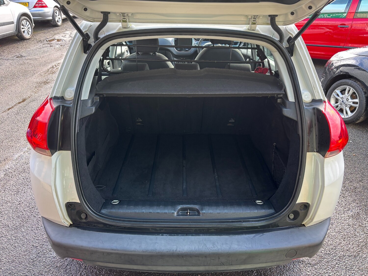 Used Peugeot 2008 2015 for sale - 77476064: Photo 9