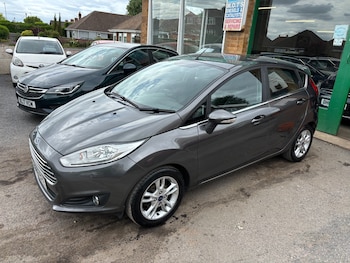 Used Ford Fiesta 2015 for sale - 78768332: Photo