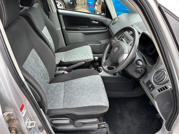Used Suzuki SX4 2012 for sale - 74661857: Photo 9