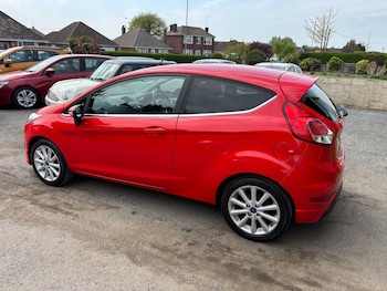 Used Ford Fiesta 2016 for sale - 78390131: Photo