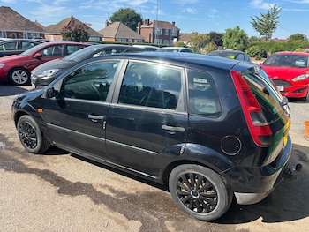 Used Ford Fiesta 2003 for sale - 79555898: Photo