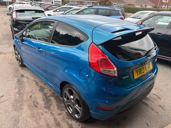 Used Ford Fiesta 2013 for sale - 76219350: Photo 4