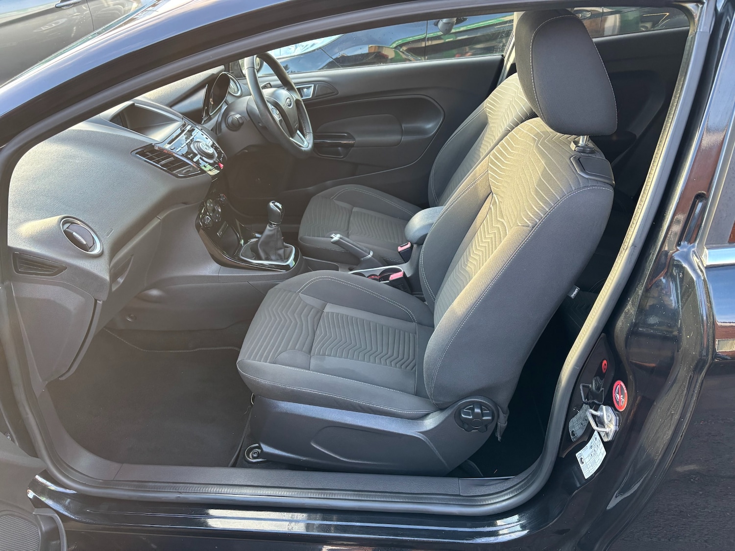 Used Ford Fiesta 2014 for sale - 77160025: Photo 9