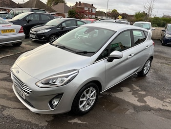 2017 (67) - 1.1 Zetec 5dr
