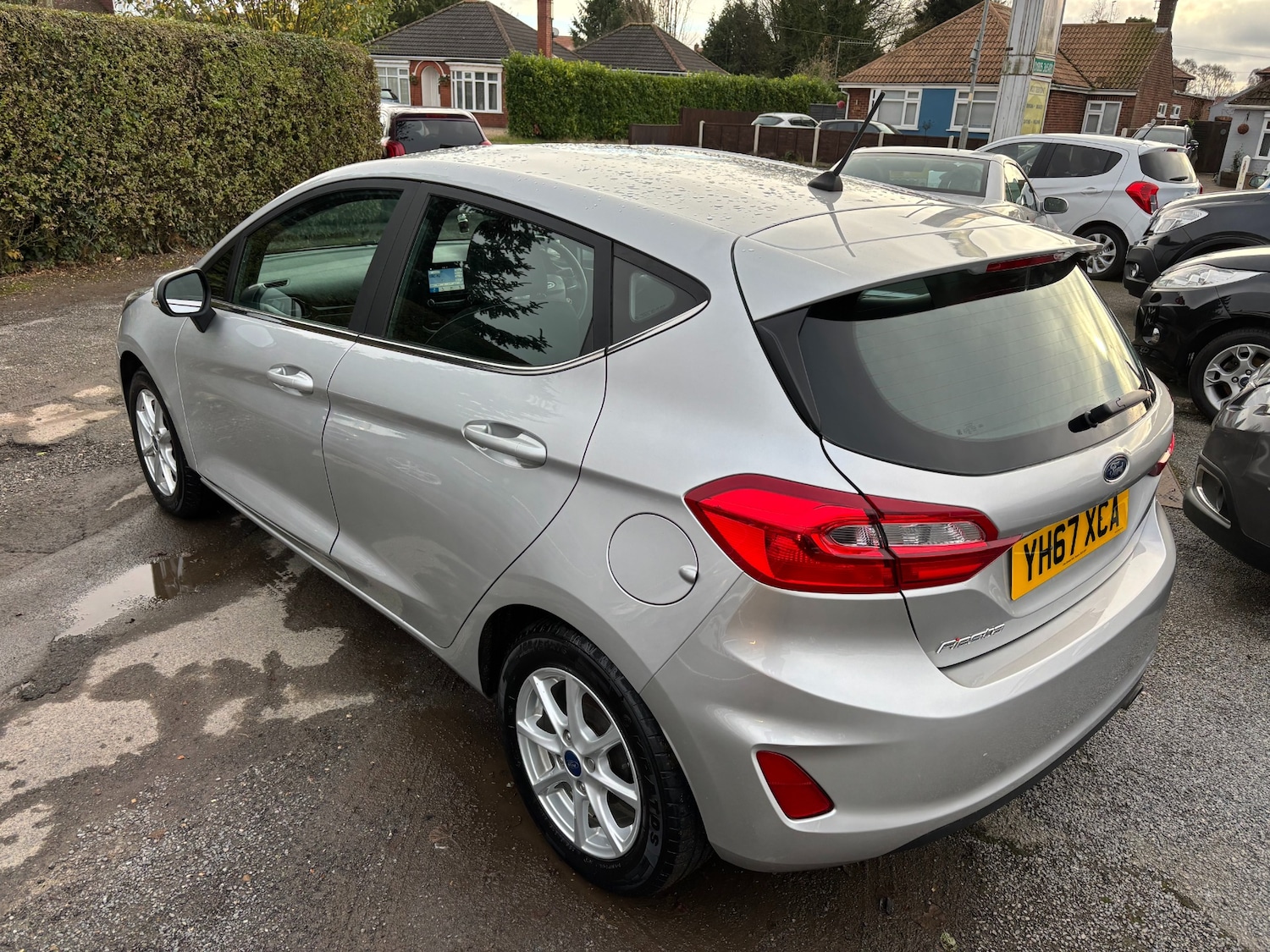 Used Ford Fiesta 2017 for sale - 76638732: Photo 3