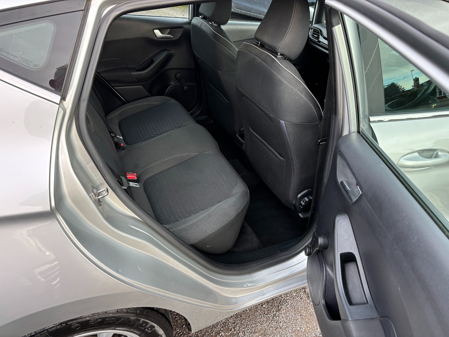 Used Ford Fiesta 2017 for sale - 76638732: Photo 9