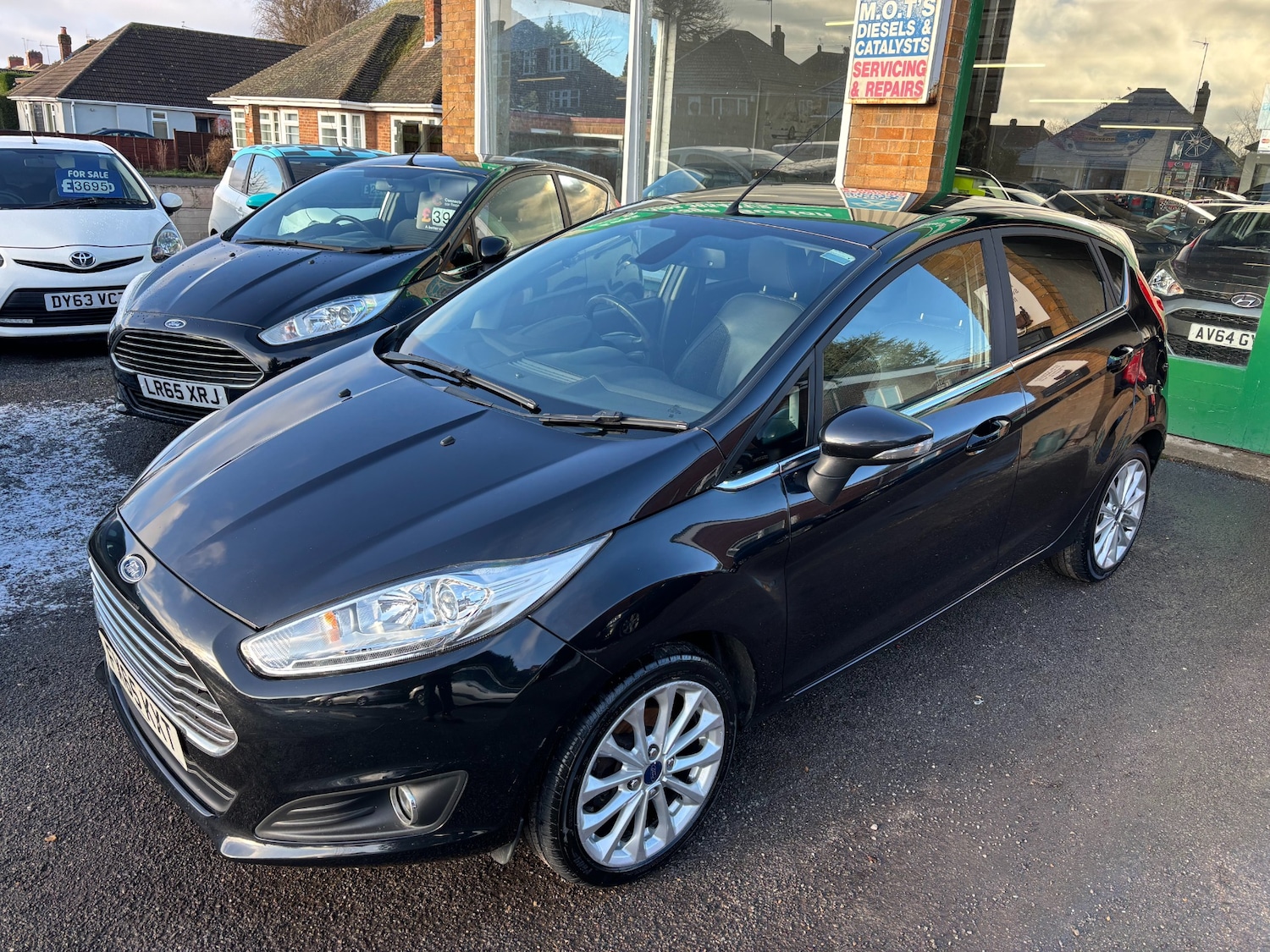 Used Ford Fiesta 2015 for sale - 77160038: Photo 1