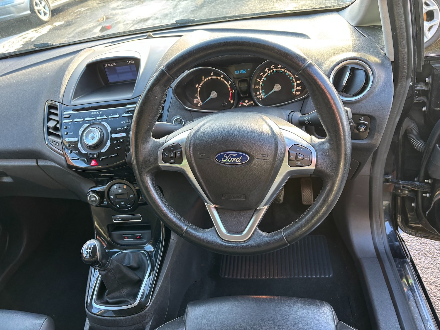 Used Ford Fiesta 2015 for sale - 77160038: Photo 8