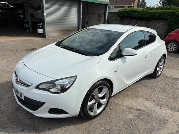 Used Vauxhall Astra GTC 2015 for sale - 75556504: Photo 1