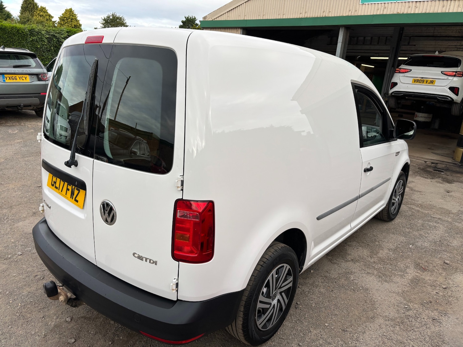Used Volkswagen Caddy 2017 for sale - 76263671: Photo 6