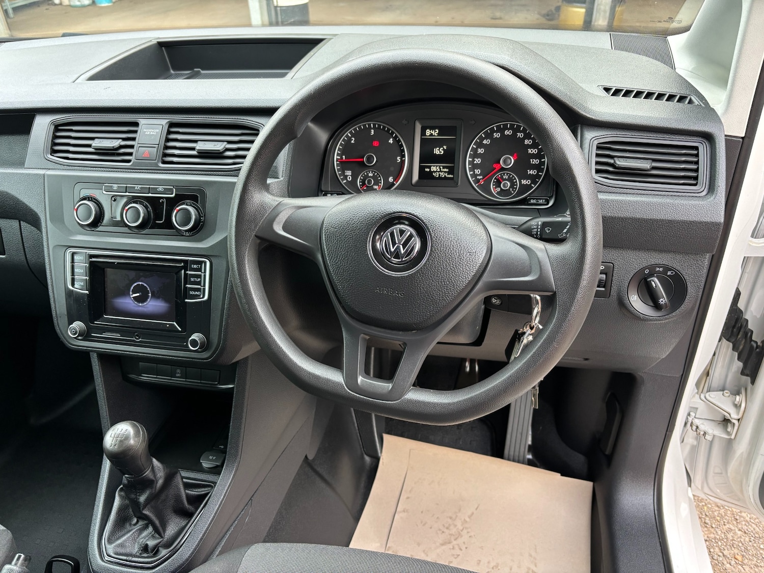 Used Volkswagen Caddy 2017 for sale - 76263671: Photo 8