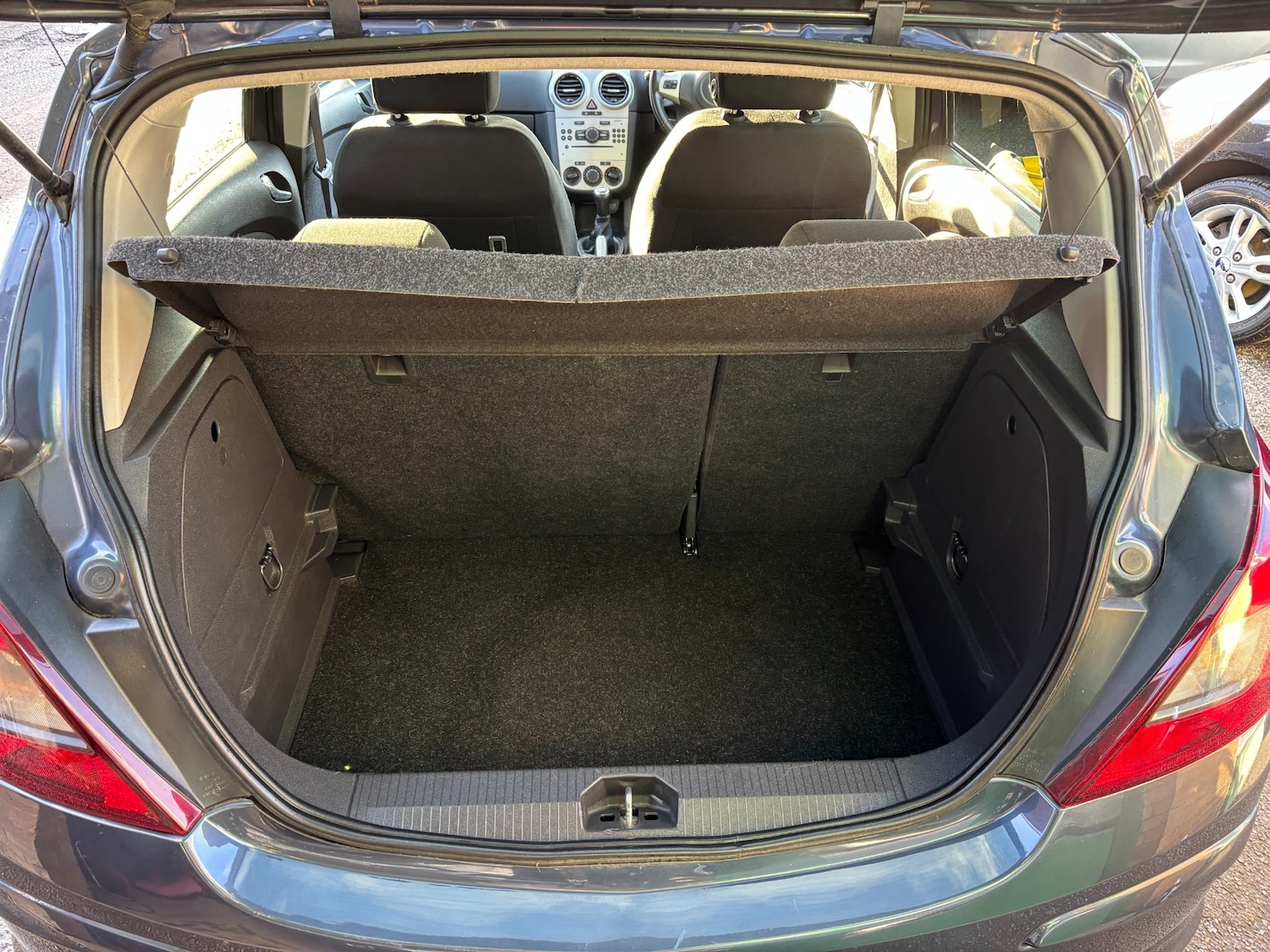 Used Vauxhall Corsa 2010 for sale - 77261246: Photo 10