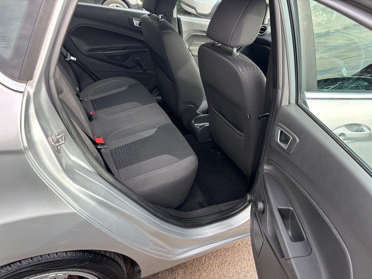 Used Ford Fiesta 2013 for sale - 76145798: Photo 9