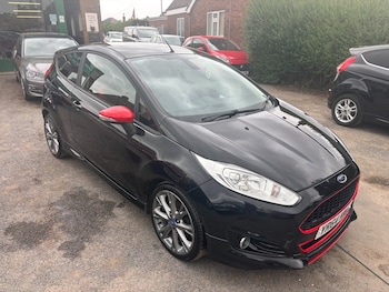 Used Ford Fiesta 2014 for sale - 79284728: Photo