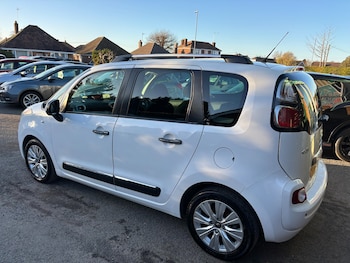 Used Citroen C3 Picasso 2015 for sale - 77071158: Photo