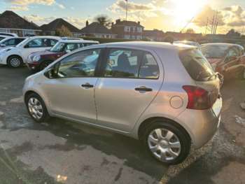Used Toyota Yaris 2009 for sale - 74024299: Photo