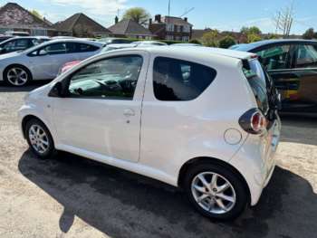 Used Toyota AYGO 2013 for sale - 74420539: Photo