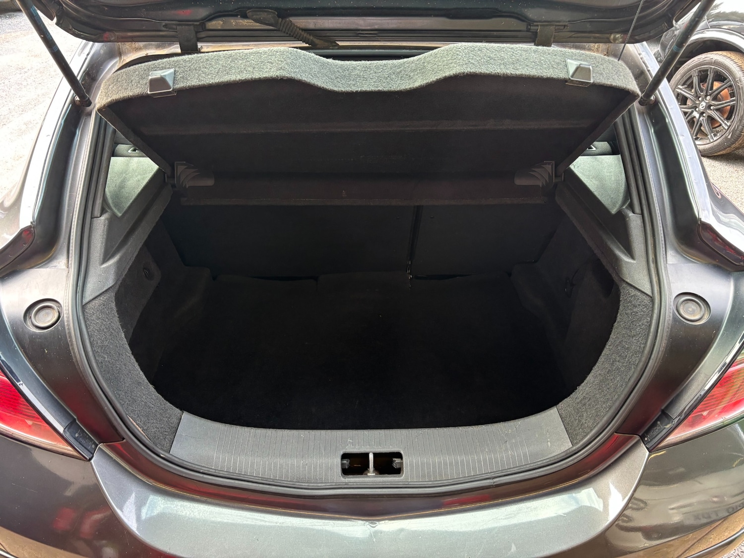 Used Vauxhall Astra 2009 for sale - 76427839: Photo 9