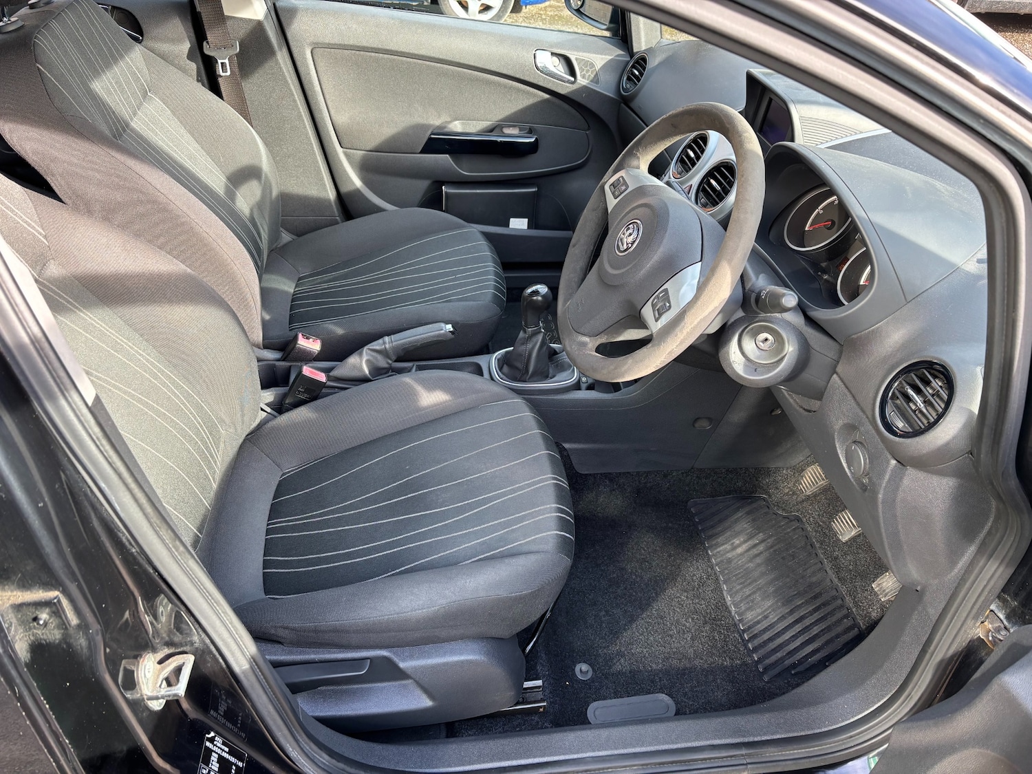 Used Vauxhall Corsa 2009 for sale - 77651730: Photo 7