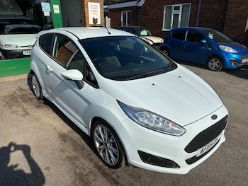 Used Ford Fiesta 2014 for sale - 77760289: Photo