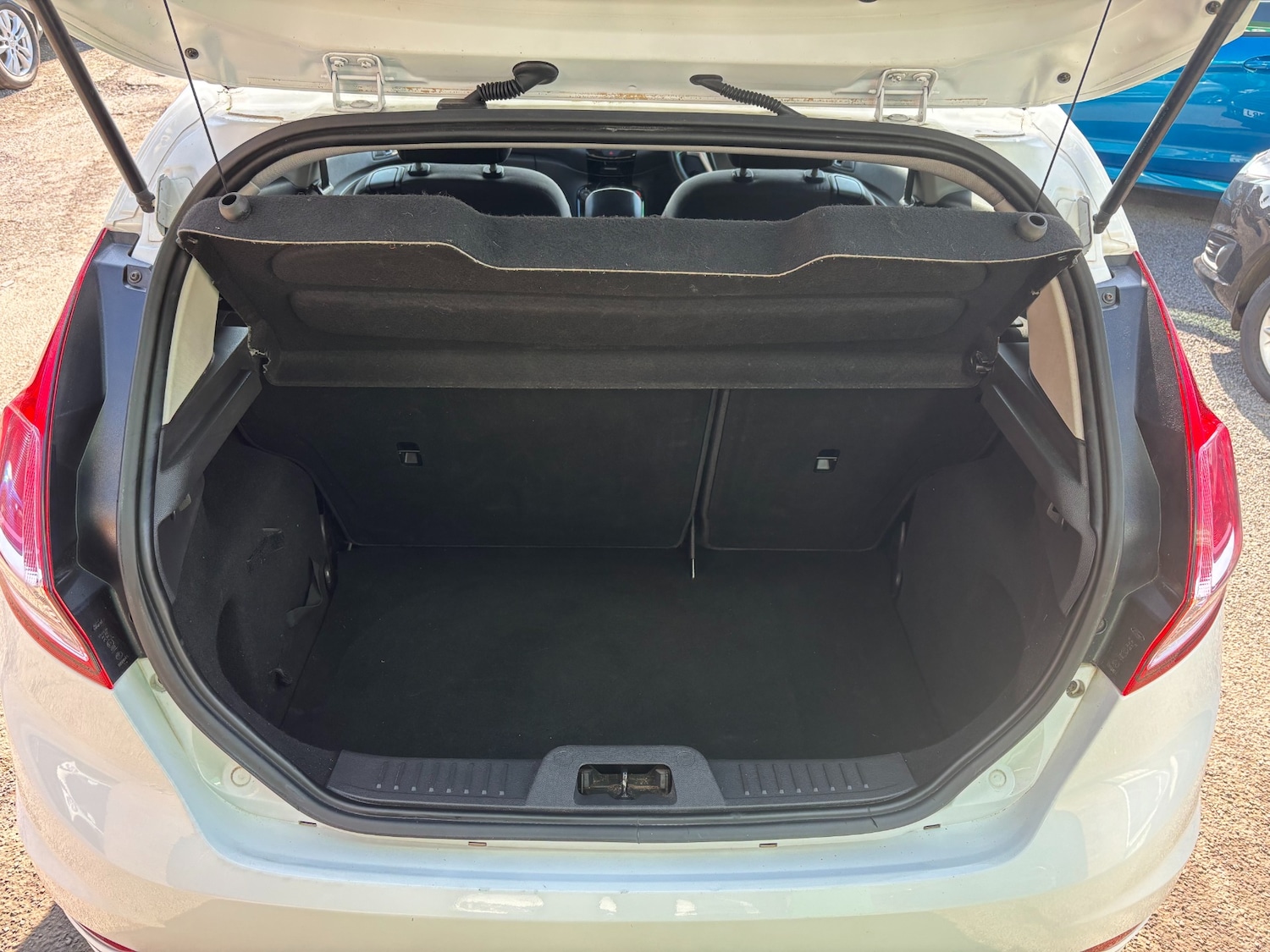 Used Ford Fiesta 2014 for sale - 77760289: Photo 9