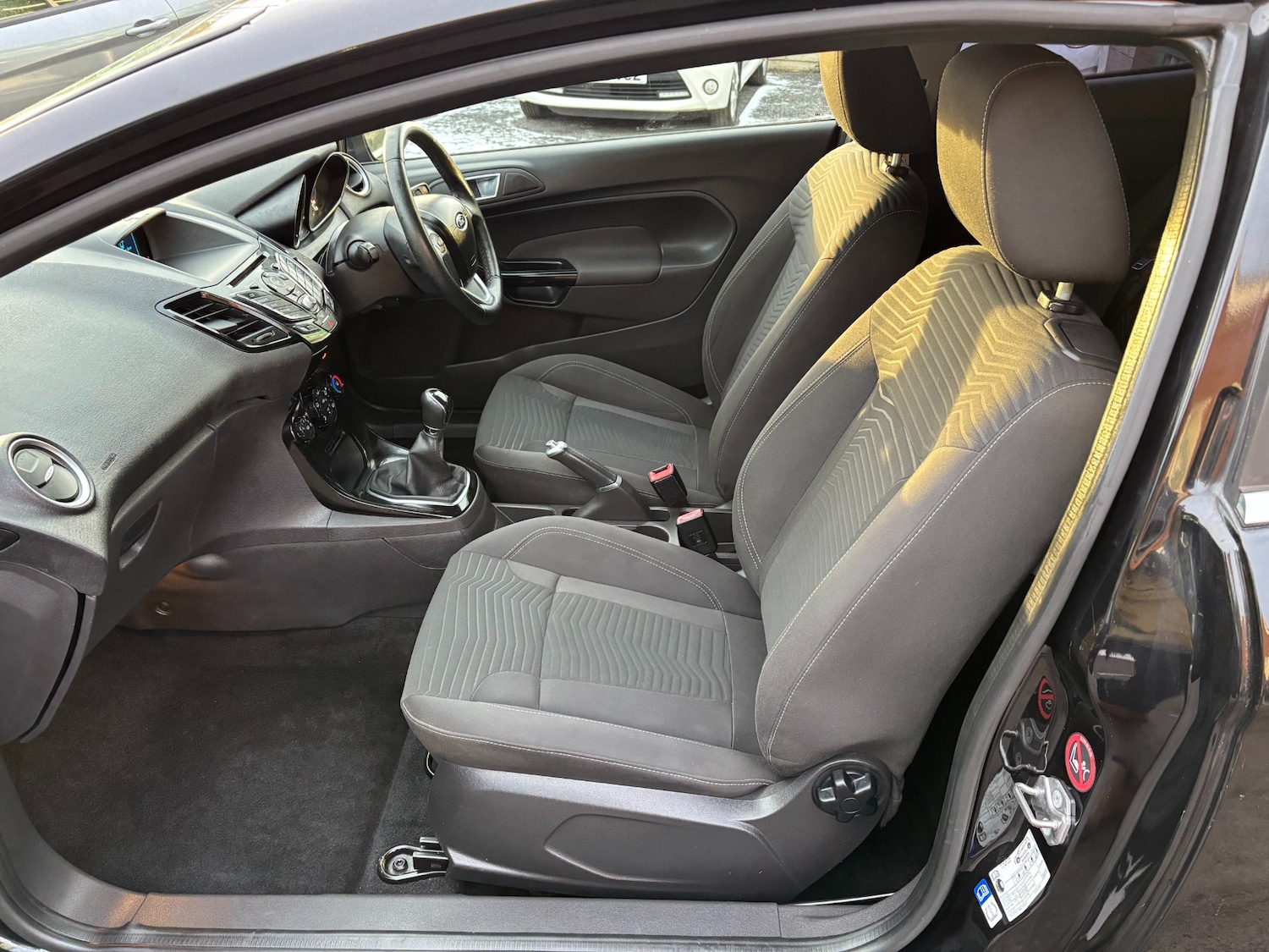 Used Ford Fiesta 2015 for sale - 77116278: Photo 10