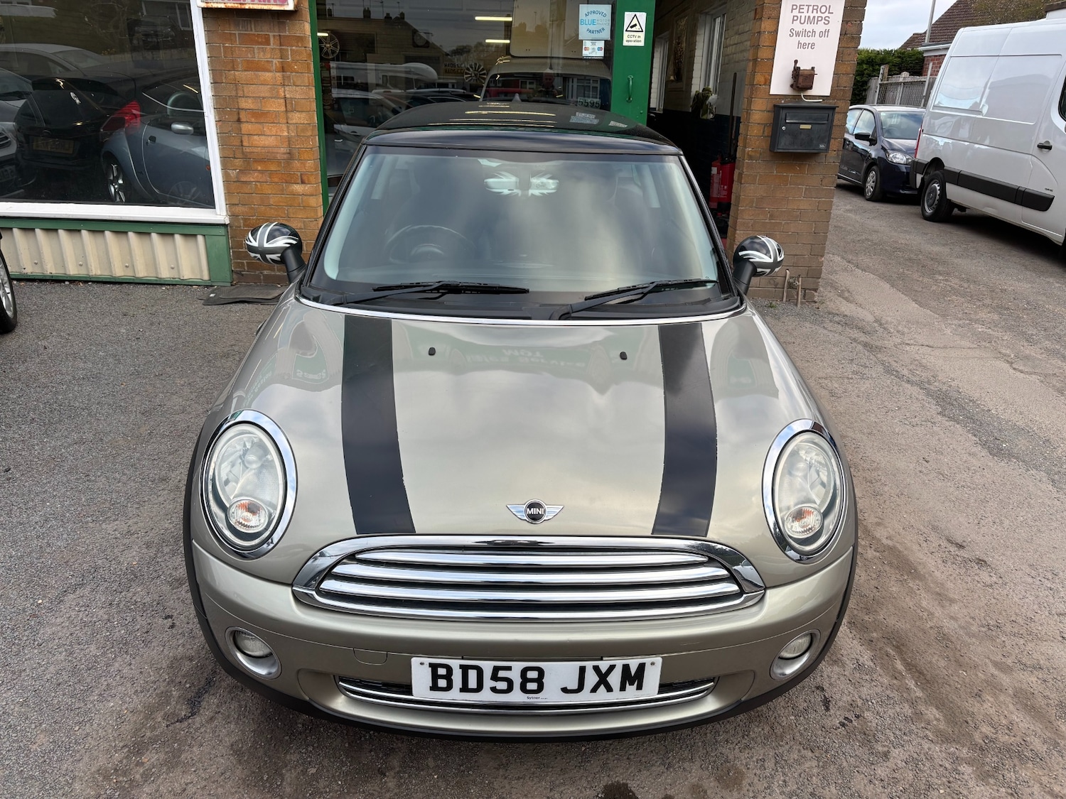 Used MINI Hatch 2009 for sale - 78144112: Photo 3