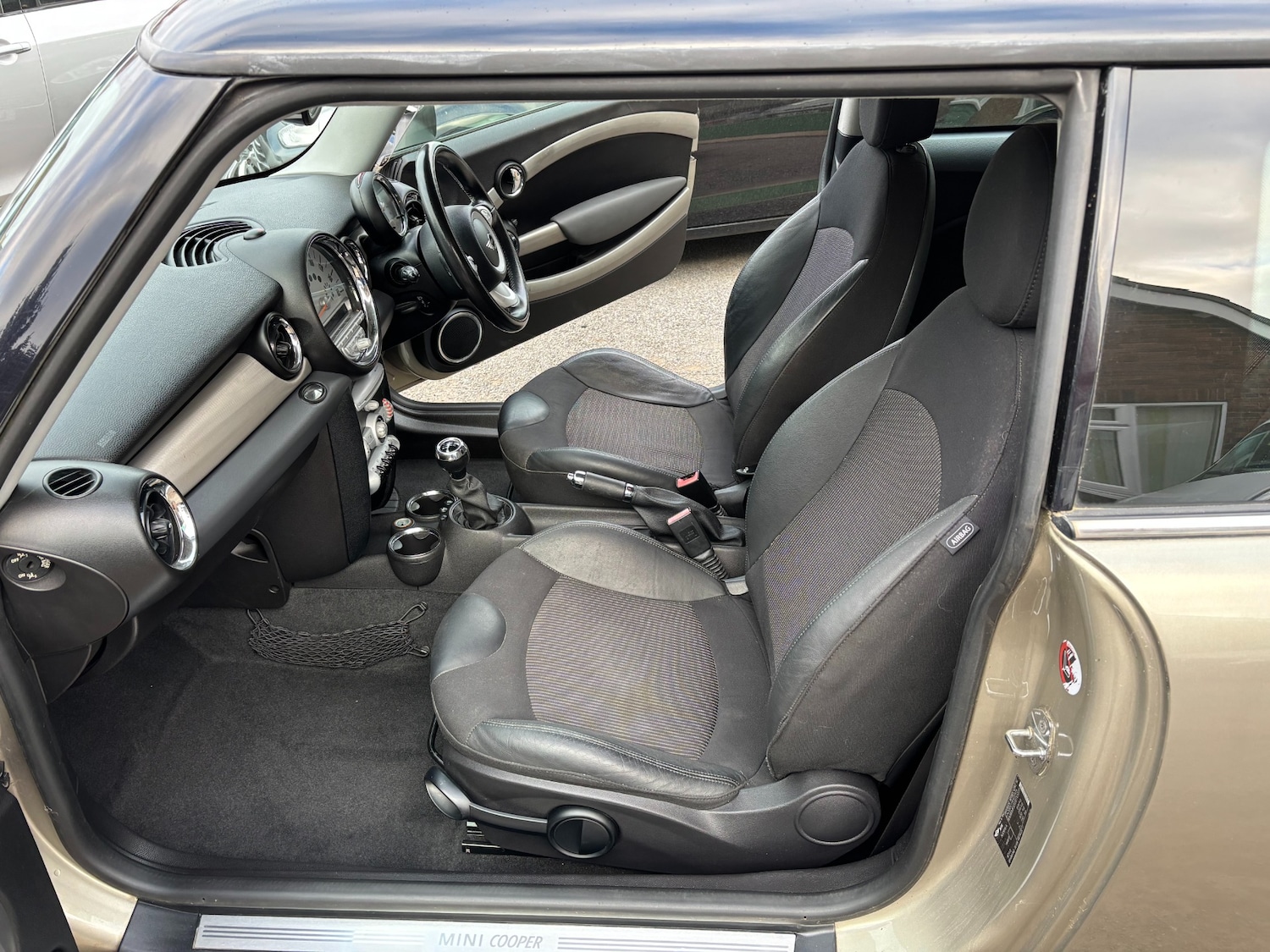 Used MINI Hatch 2009 for sale - 78144112: Photo 8