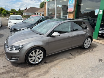 Used Volkswagen Golf 2017 for sale - 78762035: Photo