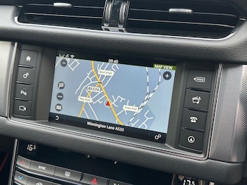 Used Jaguar XF 2018 for sale - 78401365: Photo