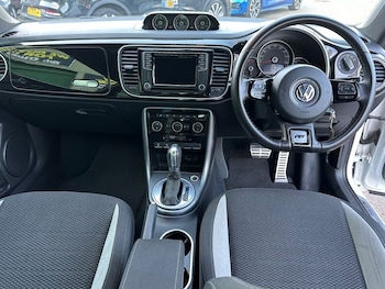 Used Volkswagen Beetle 2017 for sale - 78401287: Photo