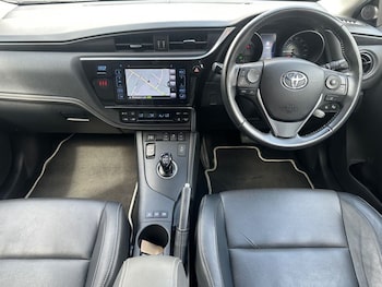 Used Toyota Auris 2018 for sale - 79612432: Photo