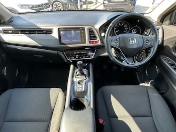 Used Honda HR-V 2017 for sale - 79607553: Photo