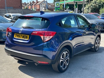Used Honda HR-V 2017 for sale - 79607553: Photo