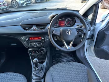 Used Vauxhall Corsa Van 2018 for sale - 79871373: Photo