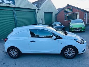 Used Vauxhall Corsa Van 2018 for sale - 79871373: Photo