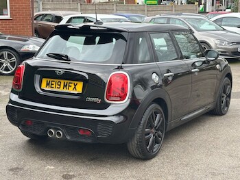 Used MINI Hatch 2019 for sale - 78401323: Photo