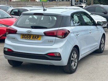 Used Hyundai i20 2018 for sale - 78758339: Photo