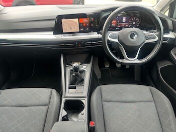 Used Volkswagen Golf 2021 for sale - 78401399: Photo