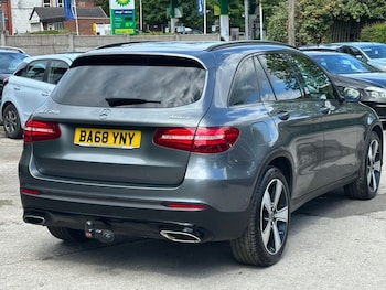 Used Mercedes-Benz GLC 2019 for sale - 78590582: Photo