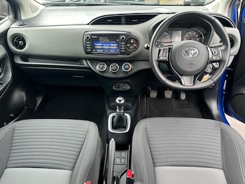 Used Toyota Yaris 2019 for sale - 78637844: Photo