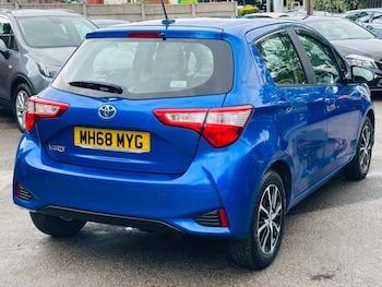 Used Toyota Yaris 2019 for sale - 78637844: Photo