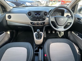 Used Hyundai i10 2015 for sale - 79578766: Photo