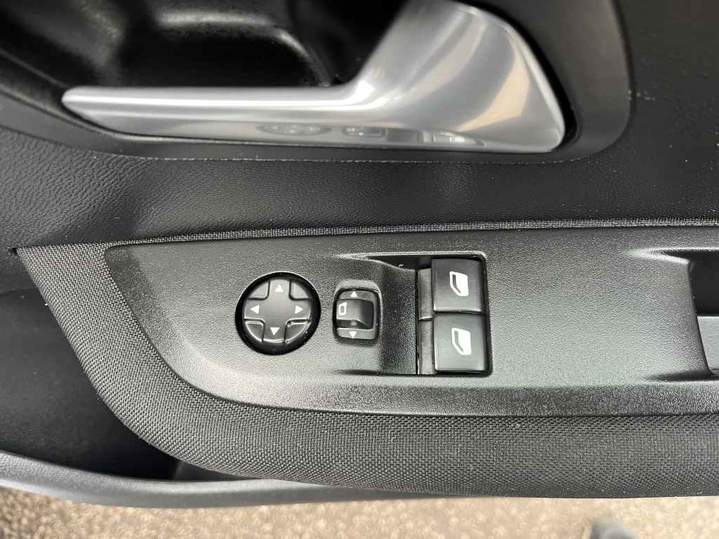 Used Peugeot 208 2026 for sale - 77544534: Photo 15