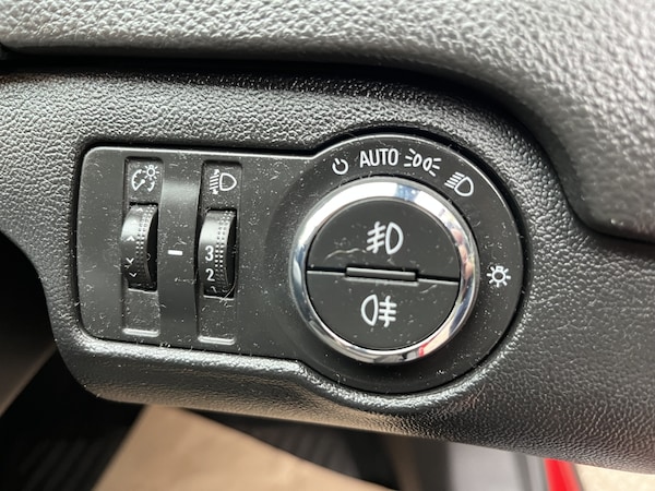 Used Vauxhall Insignia 2015 for sale - 76225400: Photo 16