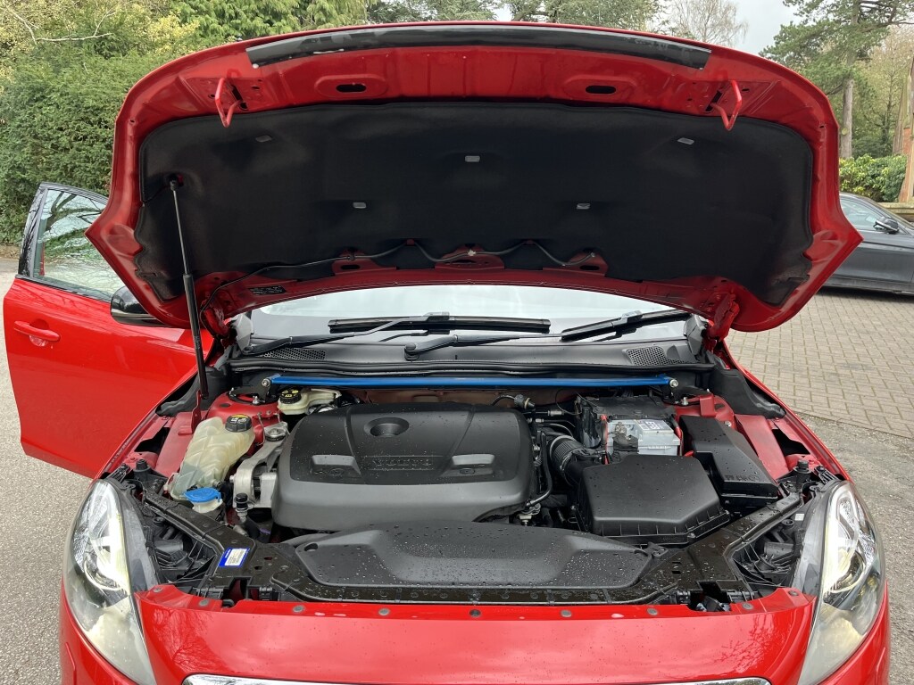 Used Volvo V40 Cross Country 2015 for sale - 78105489: Photo 25