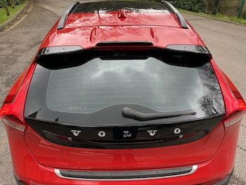 Used Volvo V40 Cross Country 2015 for sale - 78105489: Photo