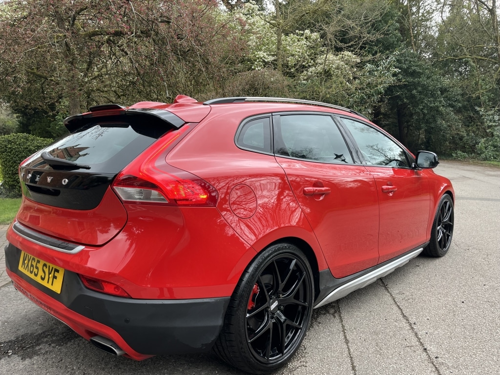 Used Volvo V40 Cross Country 2015 for sale - 78105489: Photo 5